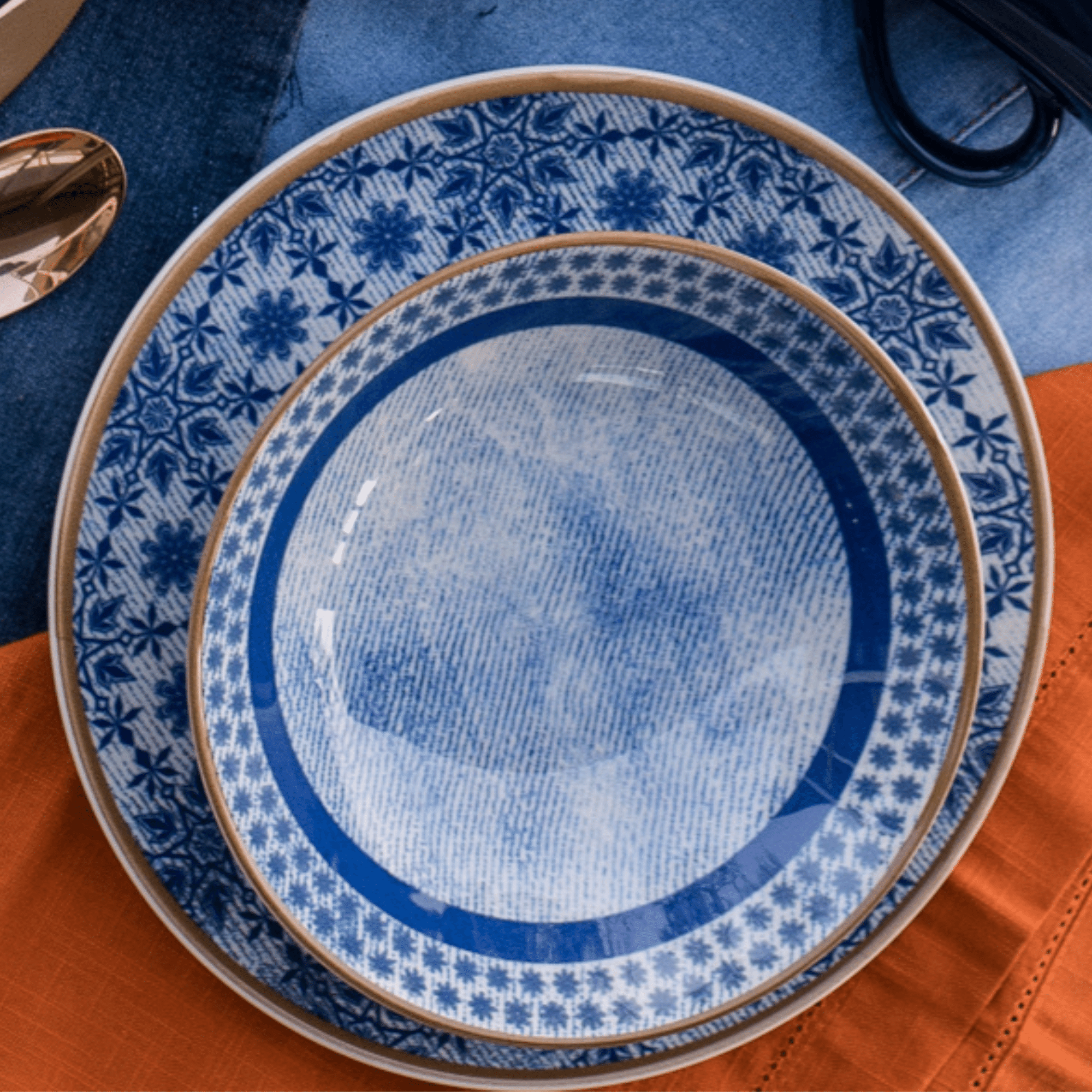 FINAL SALE - Unni Jeans 20 Pieces Dinnerware Set Service for 4