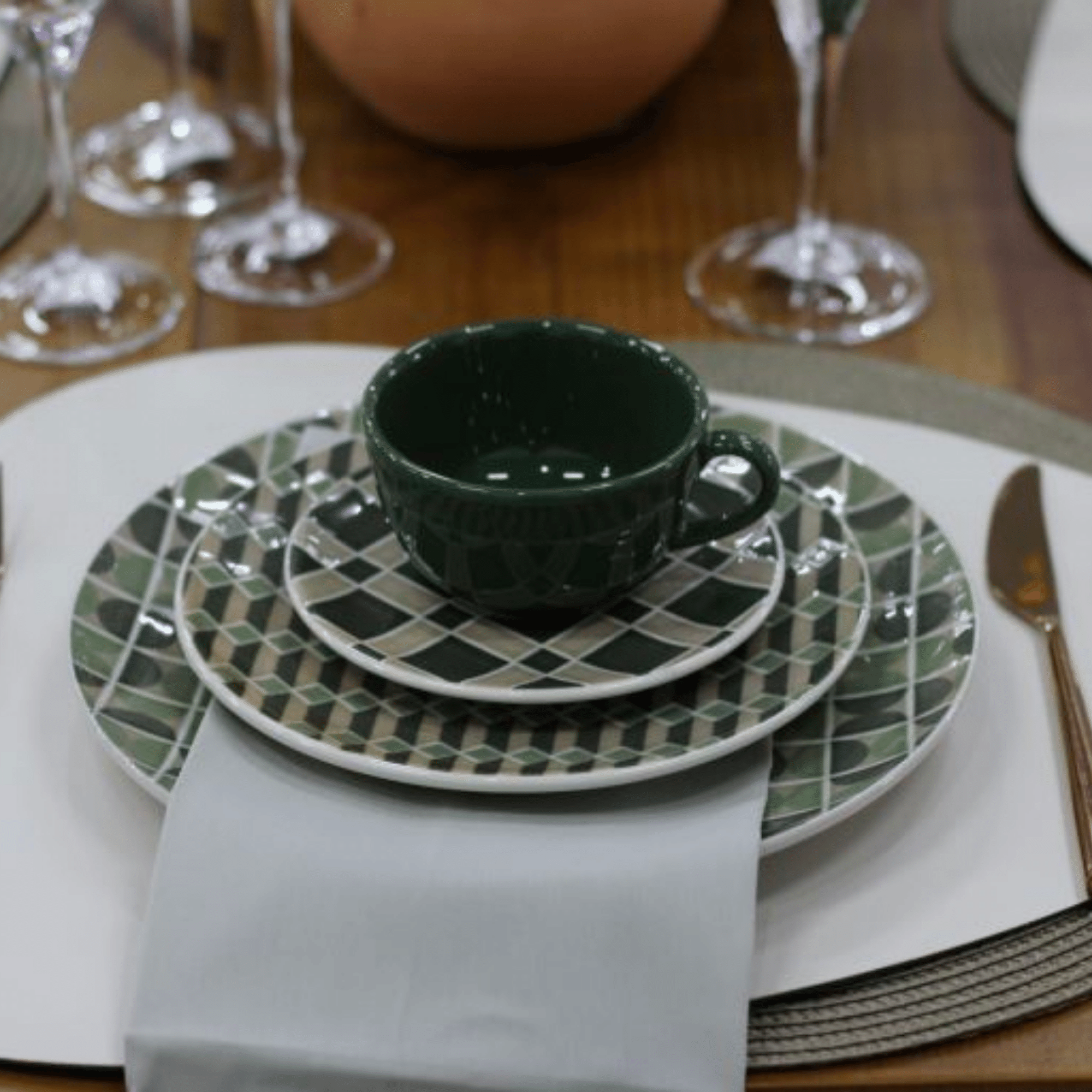 FINAL SALE - Unni Piastrella 20 Pieces Dinnerware Set Service for 4