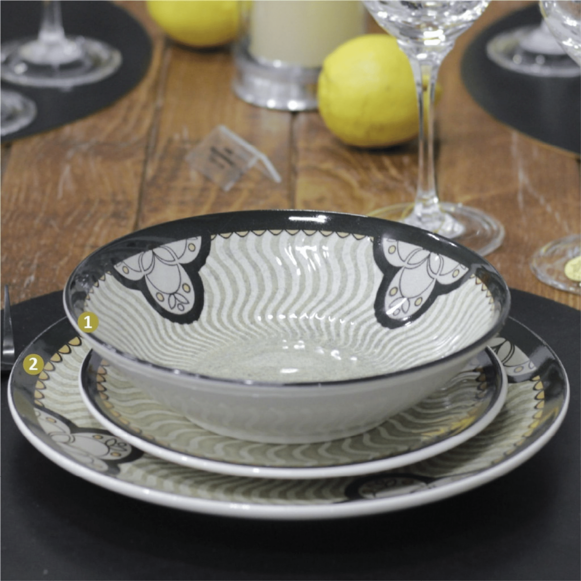 FINAL SALE - Unni Mediterranean 20 Pieces Dinnerware Set Service for 4