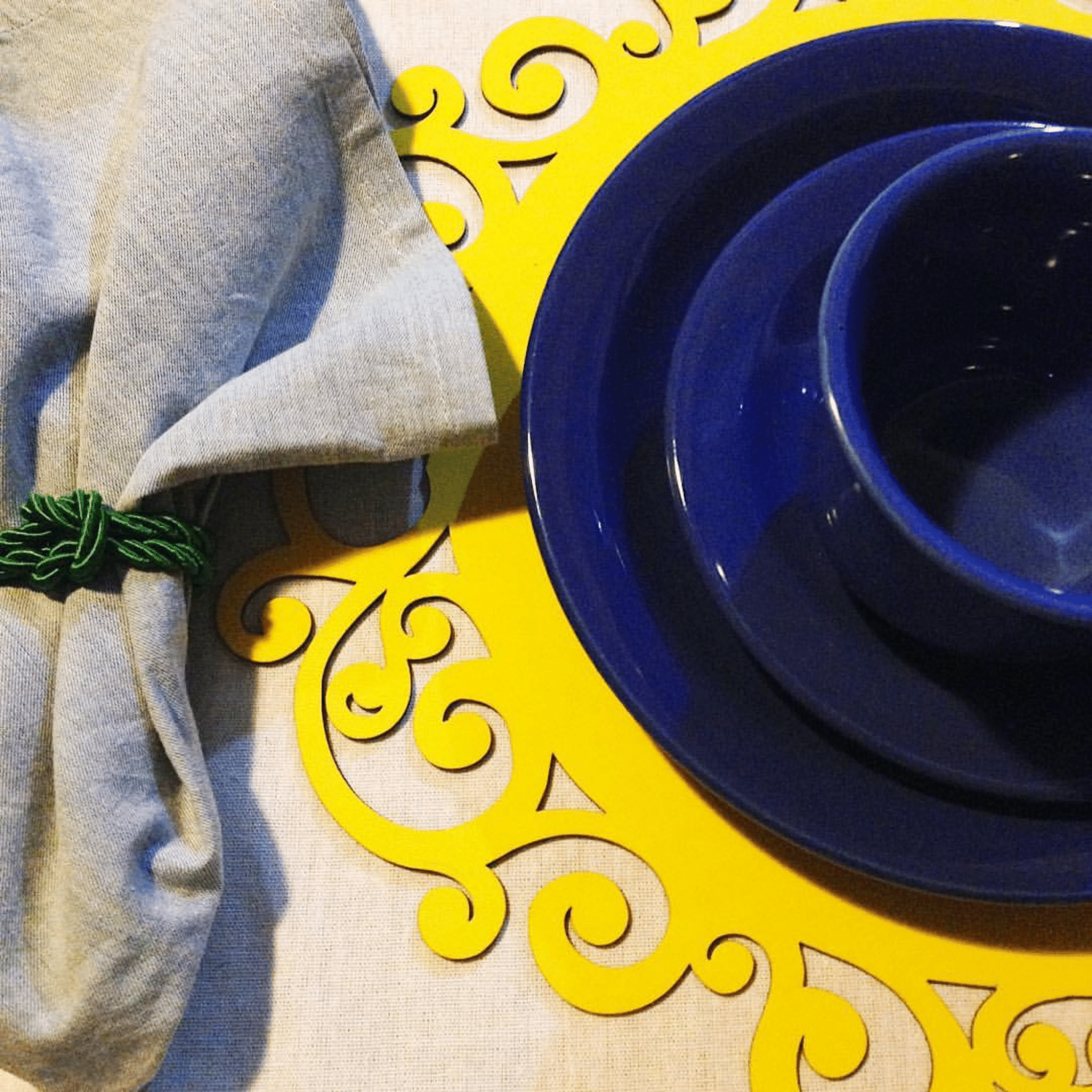 FINAL SALE - Donna Blue 20 Pieces Dinnerware Set Service for 4