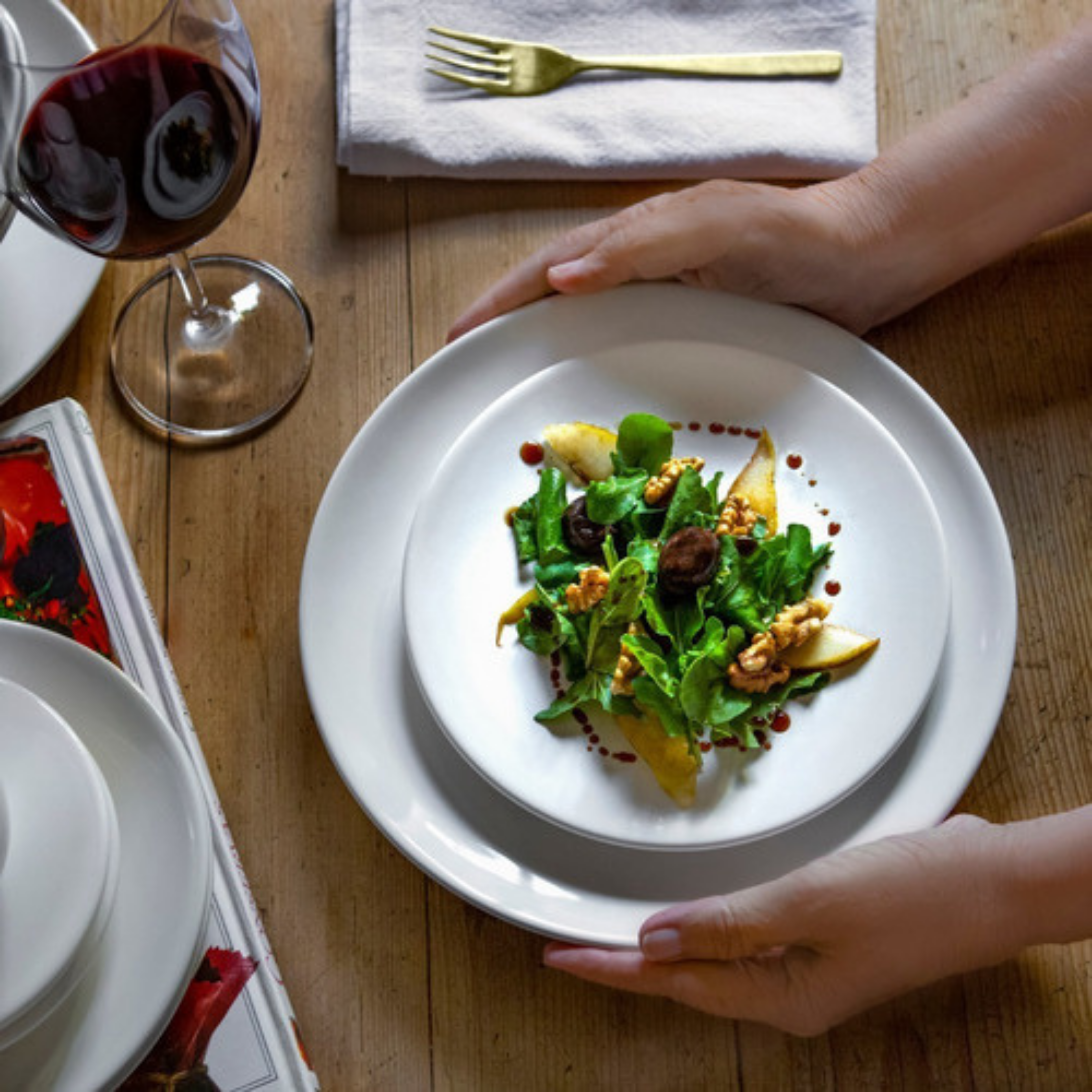 FINAL SALE - Unni White 20 Pieces Dinnerware Set Service for 4