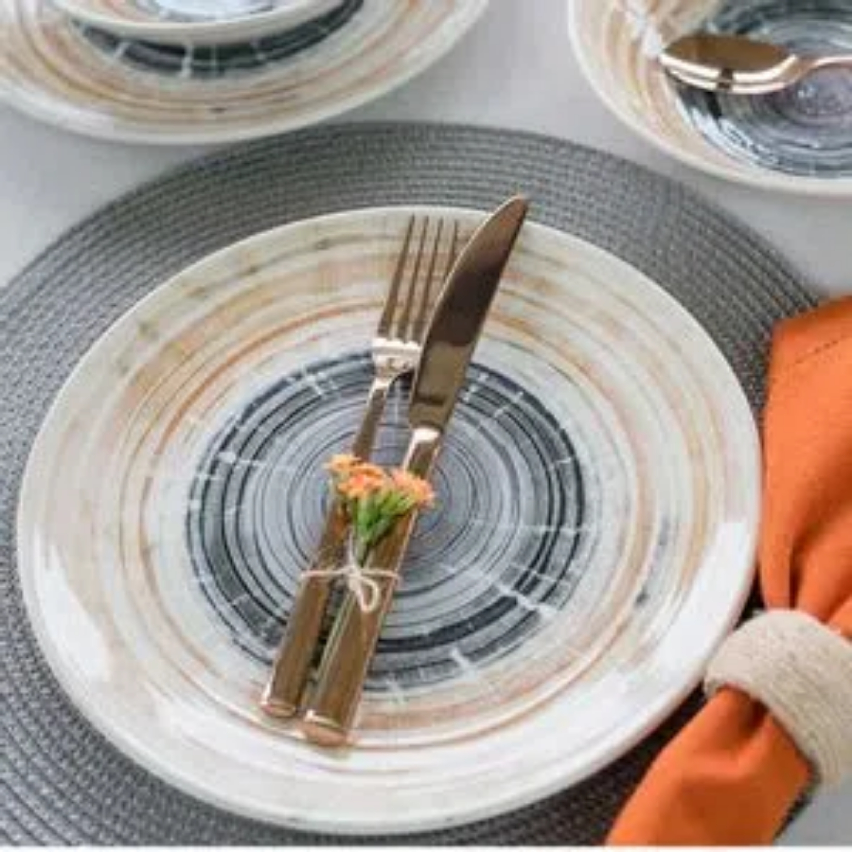 FINAL SALE - Unni Puzzling 20 Pieces Dinnerware Set Service for 4