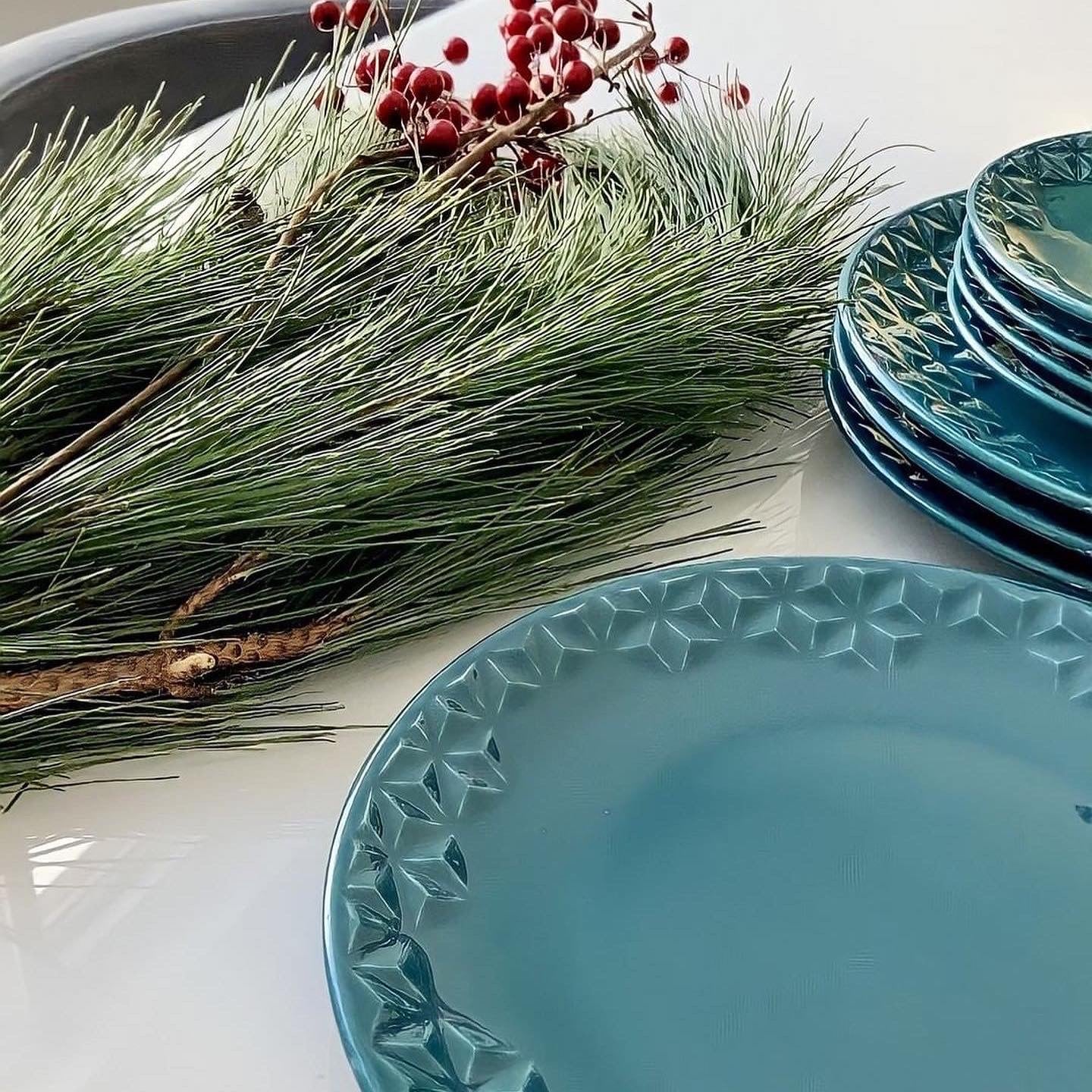 FINAL SALE - Mia Agate 20 Pieces Dinnerware Set Service for 4