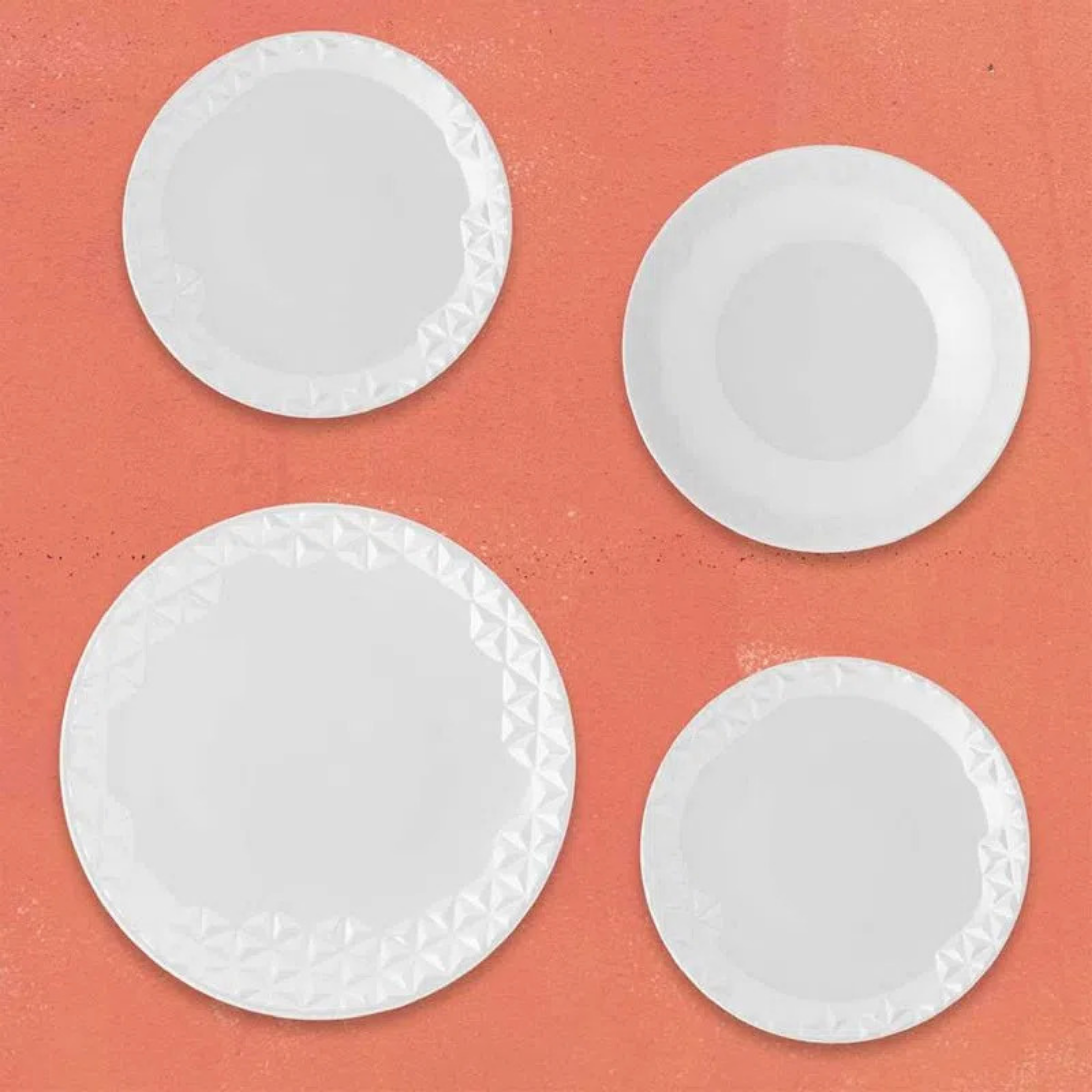 FINAL SALE - Mia Pearl 20 Pieces Dinnerware Set Service for 4