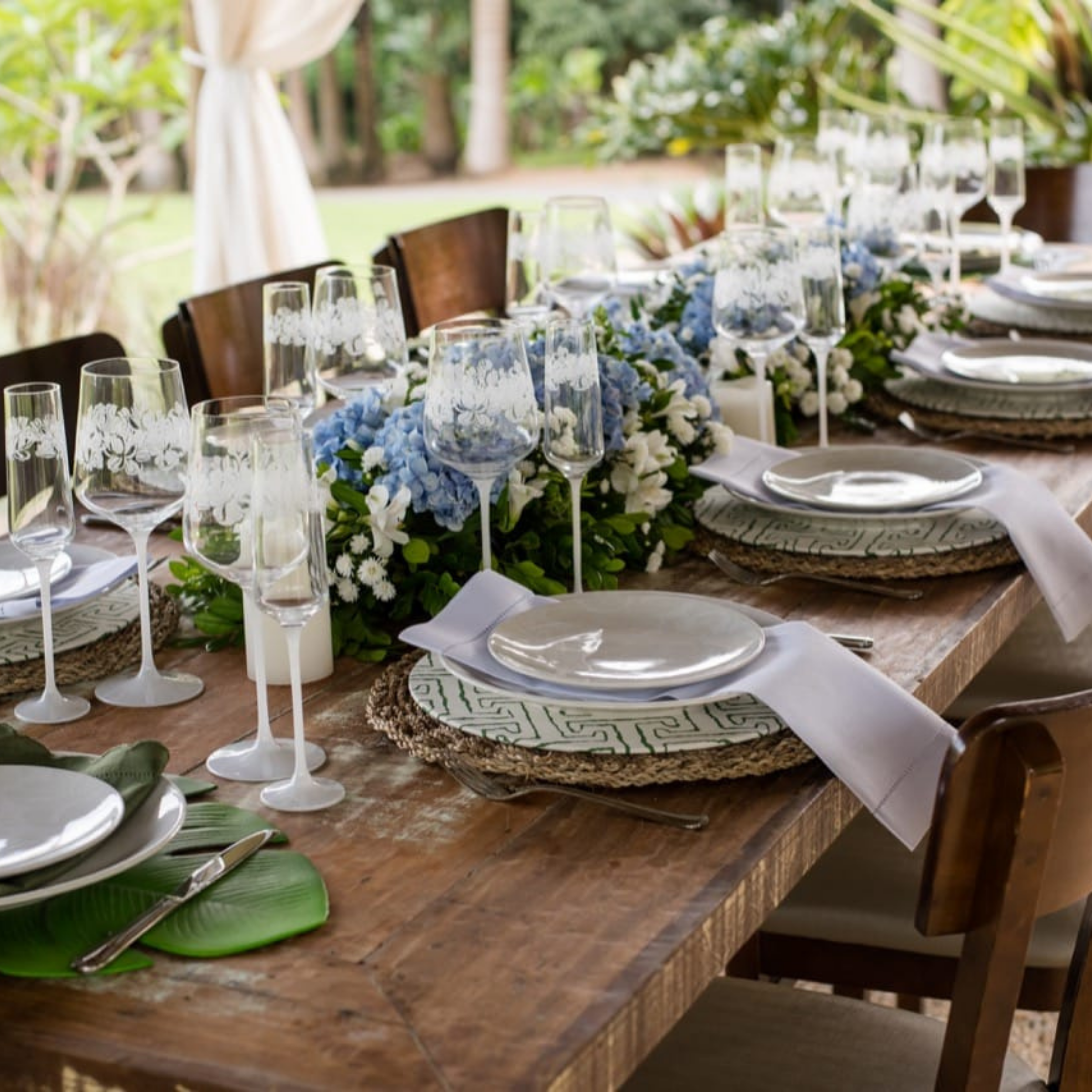 FINAL SALE - Coup Blanc 20 Pieces Dinnerware Set Service for 4