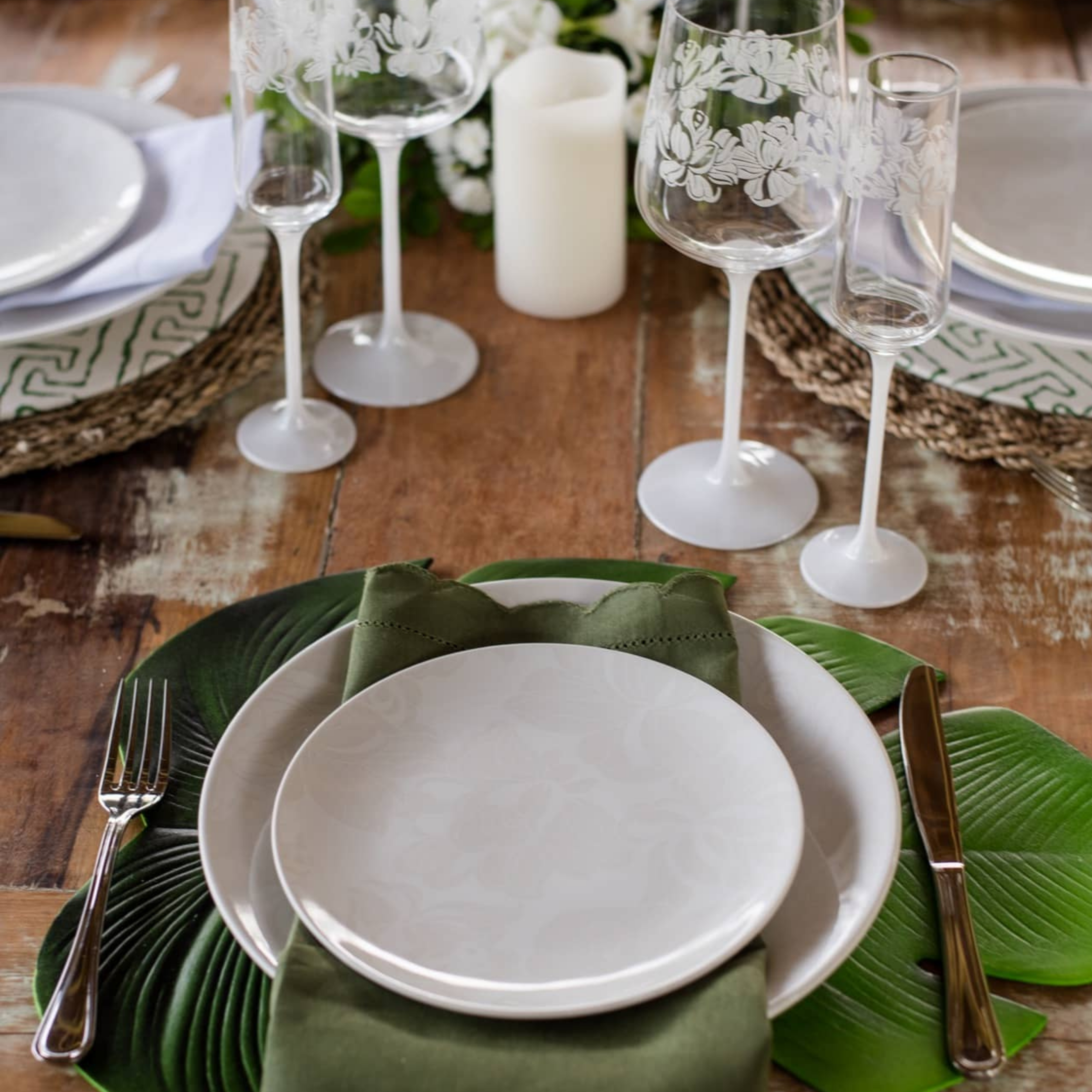 FINAL SALE - Coup Blanc 20 Pieces Dinnerware Set Service for 4