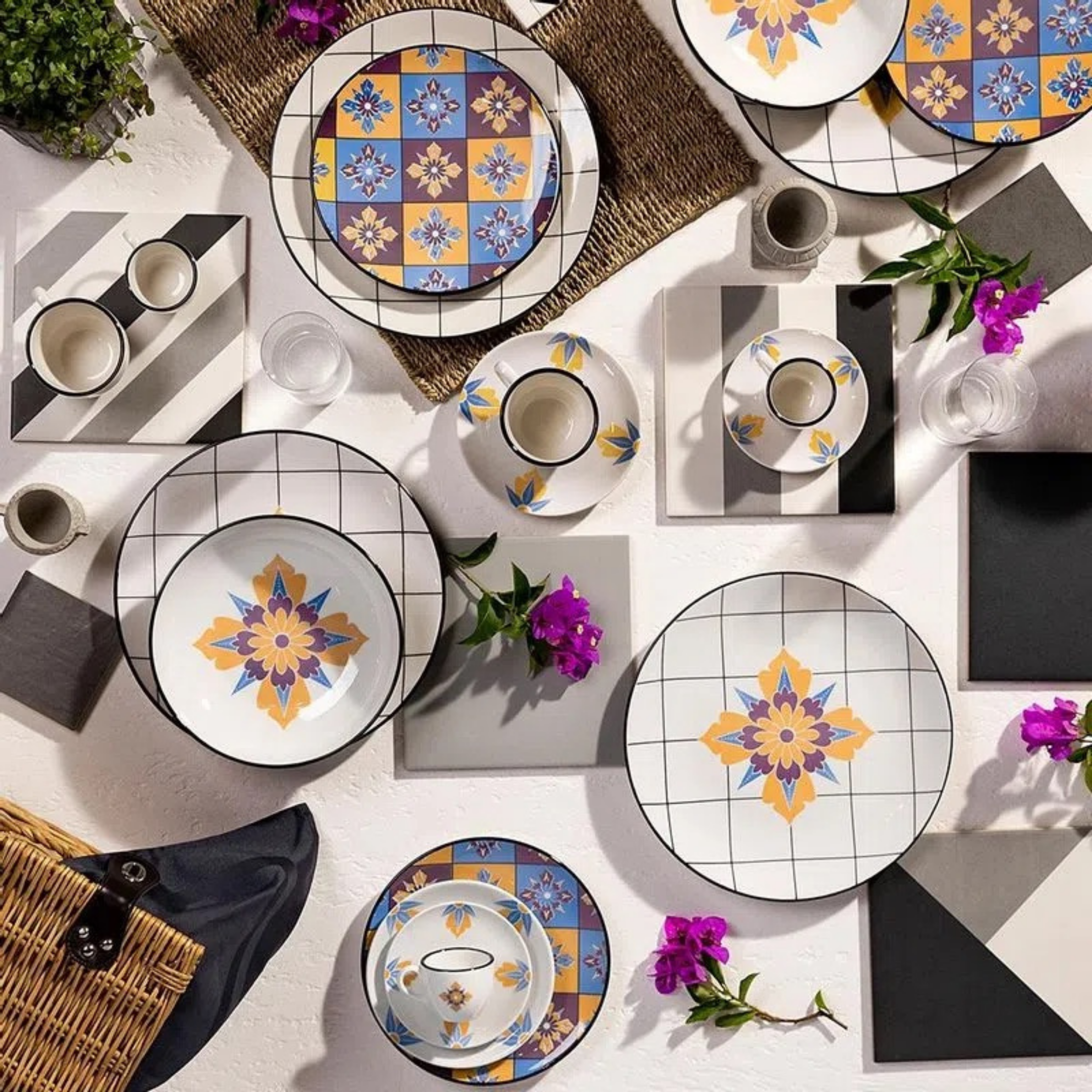 FINAL SALE - Coup Grid 20 Pieces Dinnerware Set Service for 4