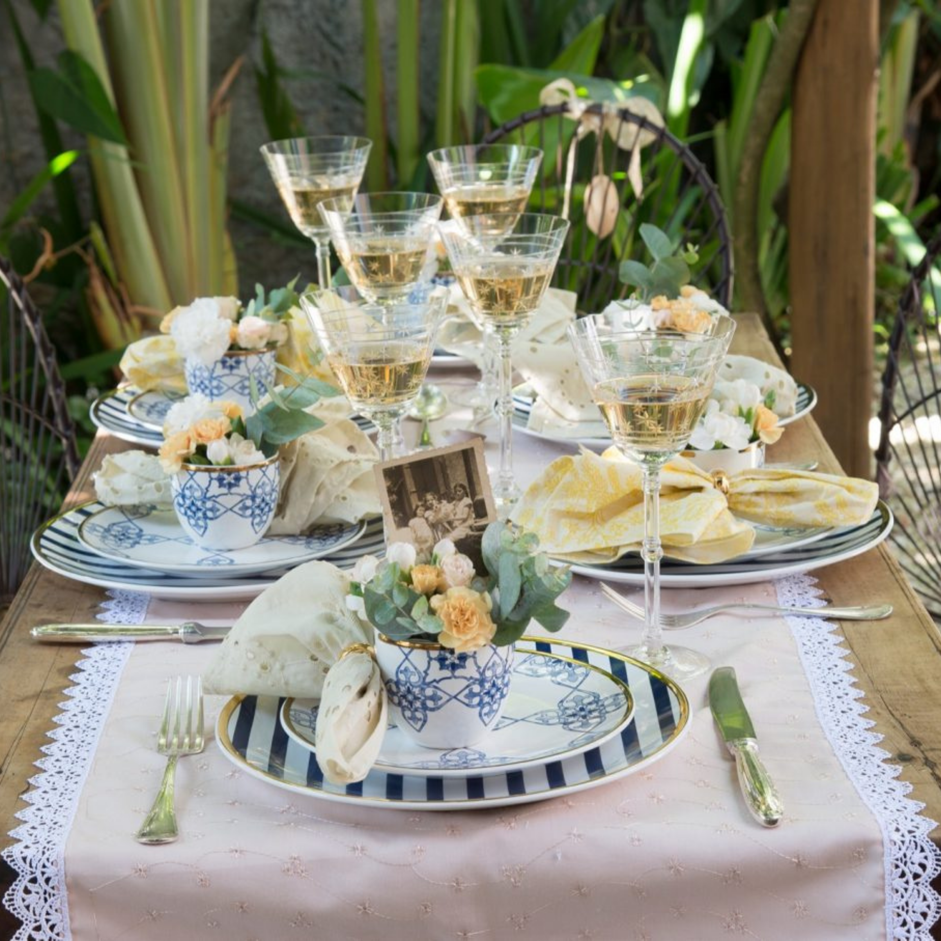 FINAL SALE - Coup Lusitana 30 Pieces Dinnerware Set Service for 6