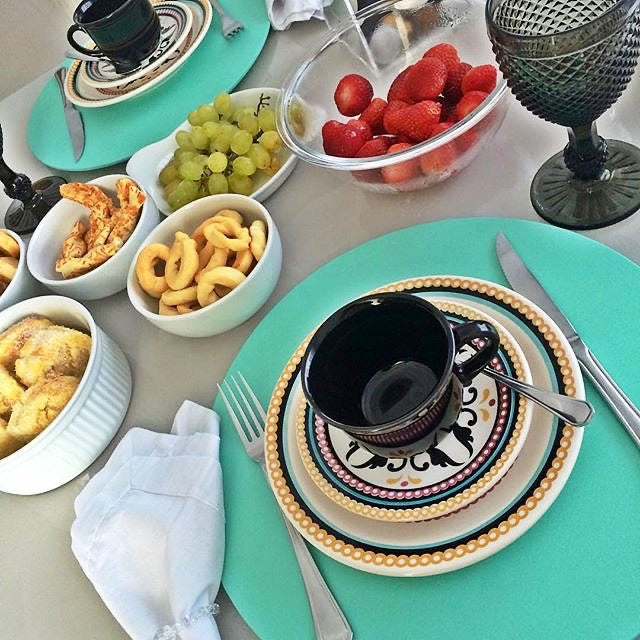 FINAL SALE - Floreal Luiza 20 Pieces Dinnerware Set Service for 4