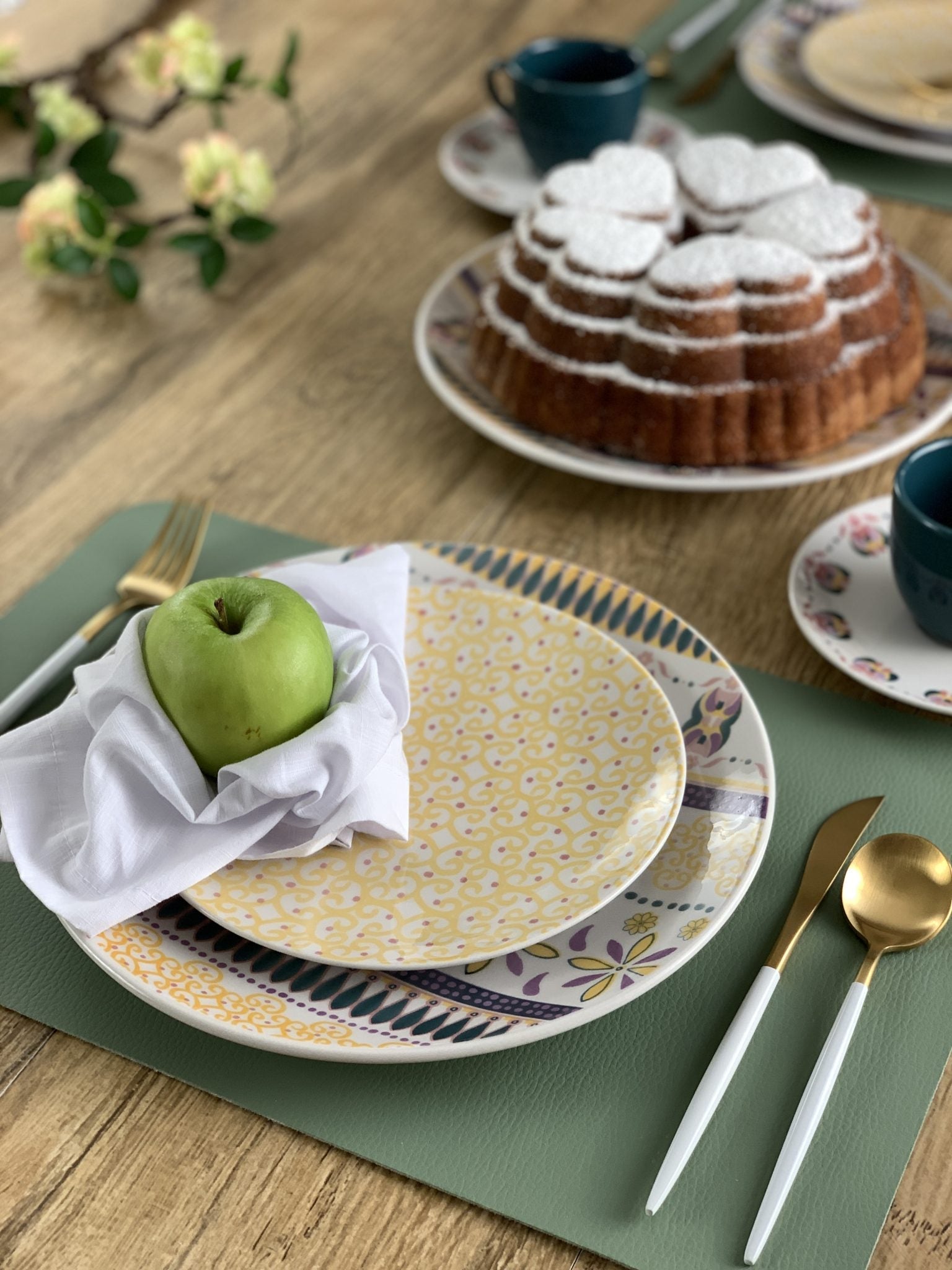 FINAL SALE - Coup Allegory 20 Pieces Dinnerware Set Service for 4