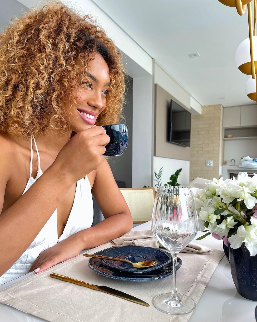 FINAL SALE - Ryo Sapphire 20 Pieces Dinnerware Set Service for 4