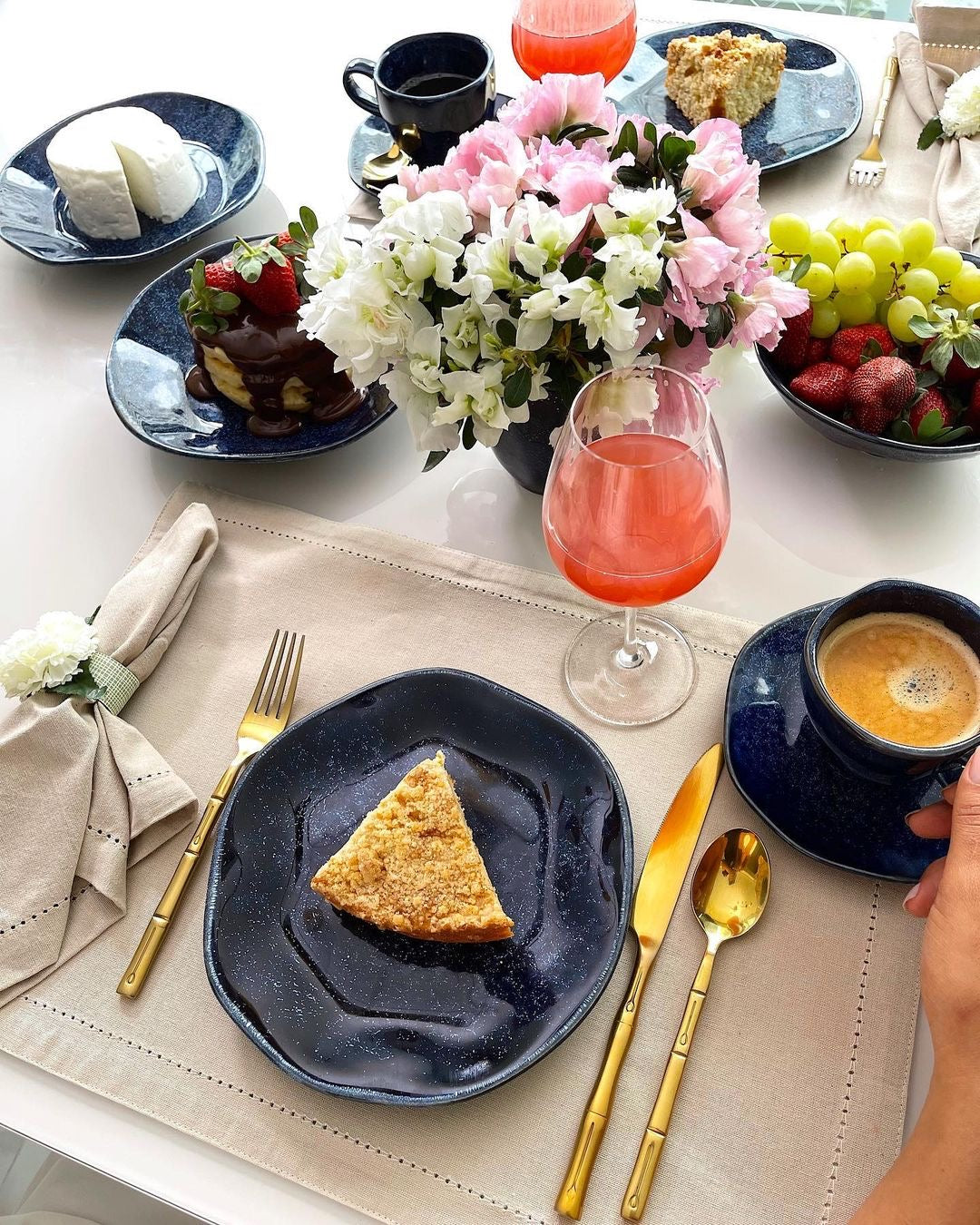 FINAL SALE - Ryo Sapphire 20 Pieces Dinnerware Set Service for 4