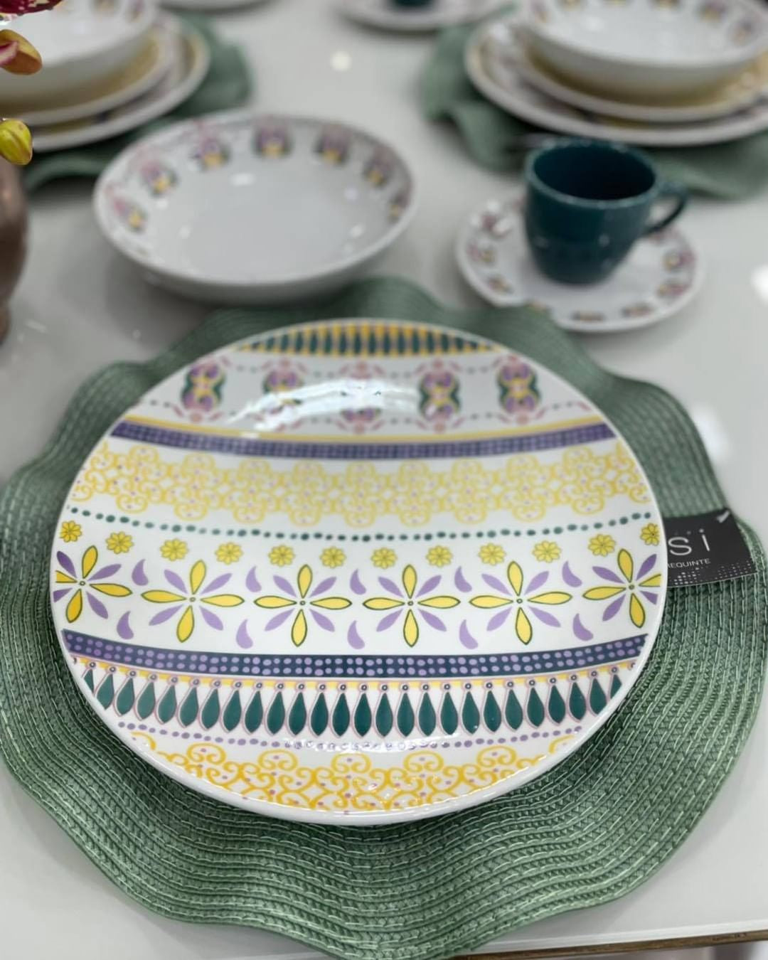 FINAL SALE - Coup Allegory 20 Pieces Dinnerware Set Service for 4
