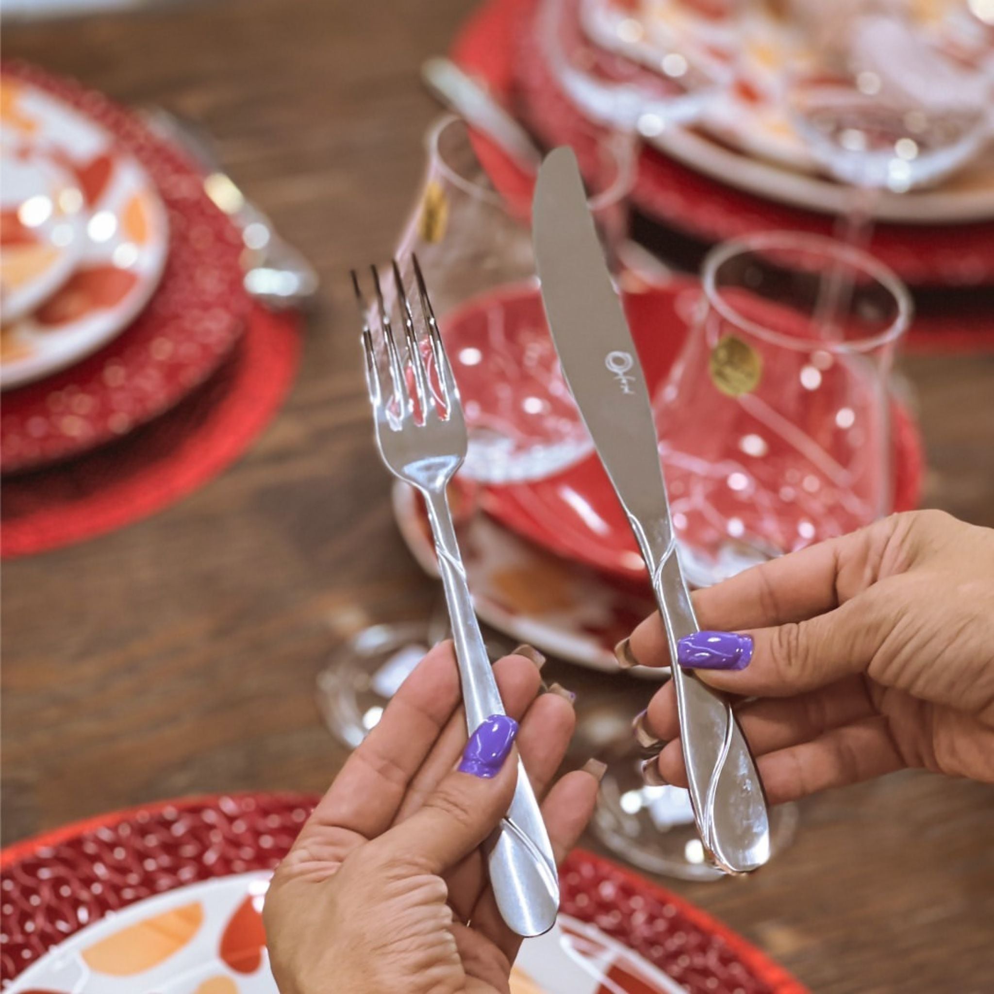 FINAL SALE - Unni Love 20 Pieces Dinnerware Set Service for 4