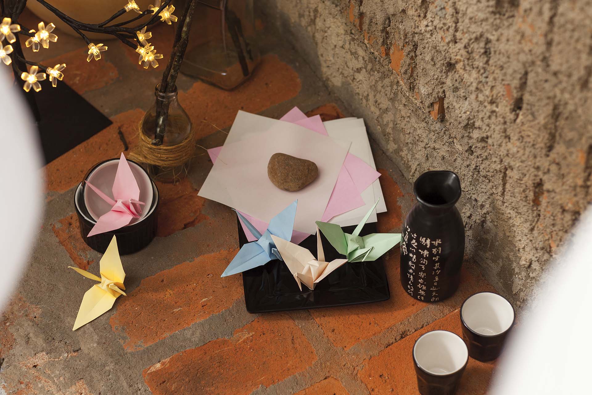 FINAL SALE - Quartier Black 20 Pieces Dinnerware Set Service for 4