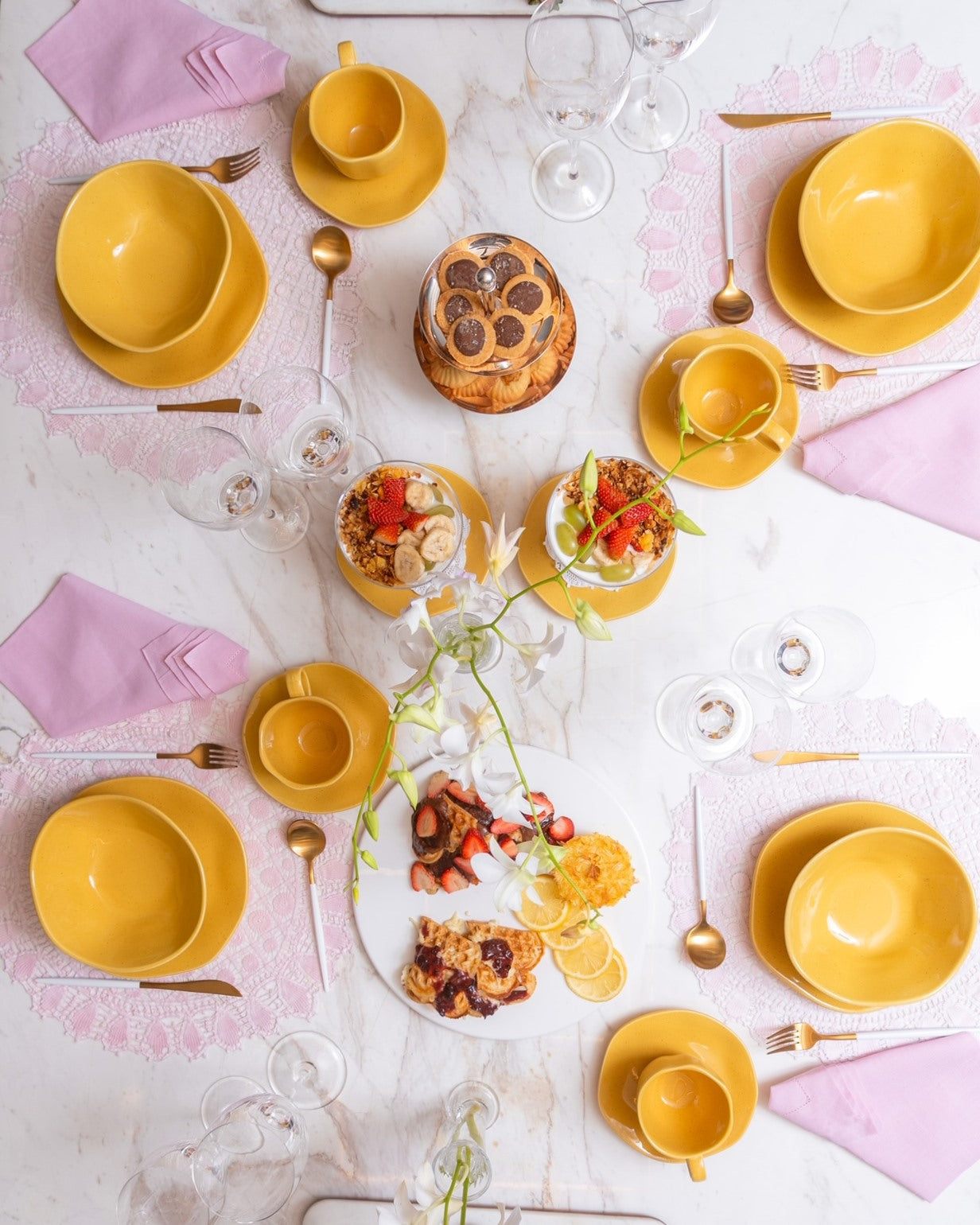 FINAL SALE - Ryo Passion Fruit 20 Pieces Dinnerware Set Service for 4