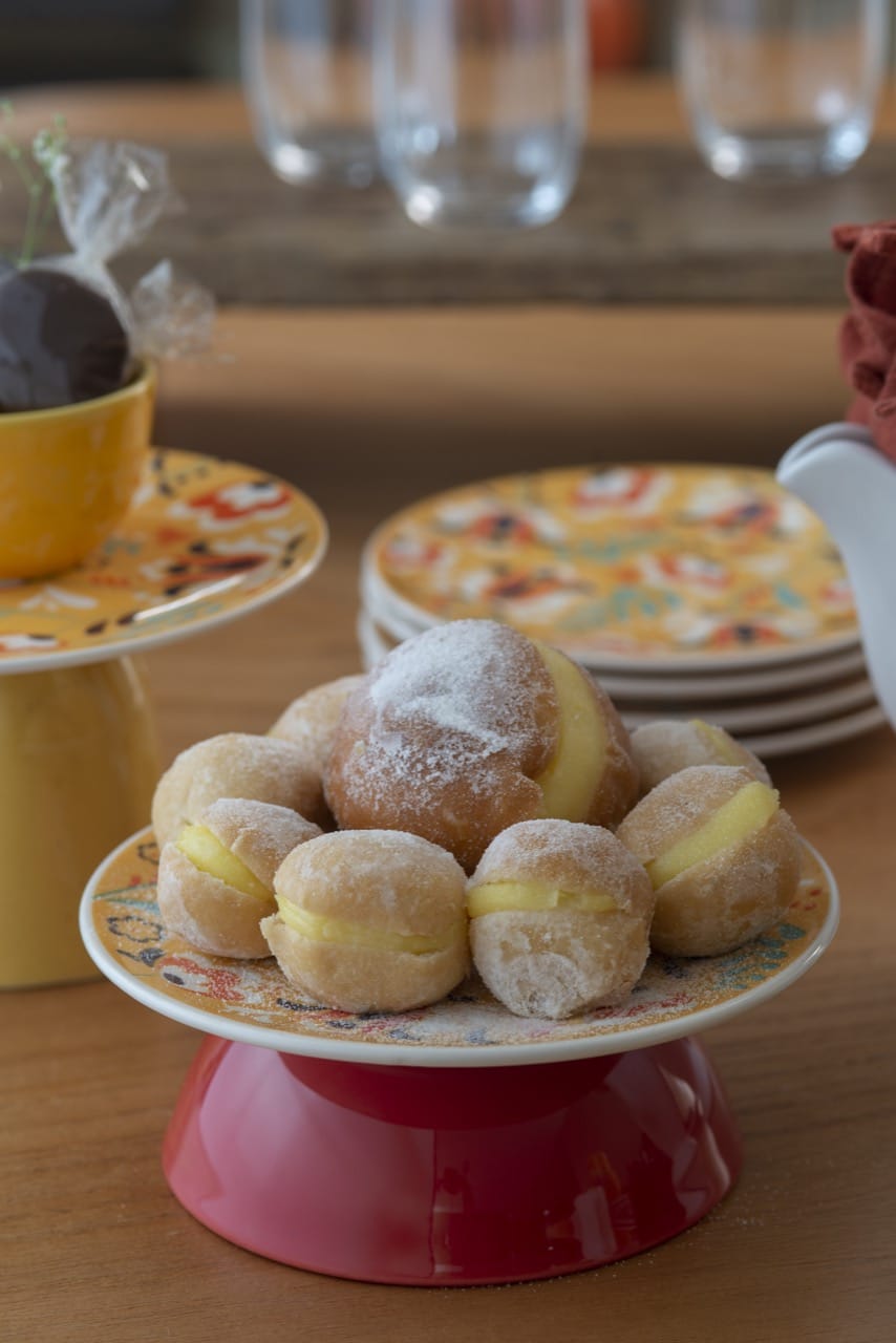 FINAL SALE - Unni Flowers 20 Pieces Dinnerware Set Service for 4