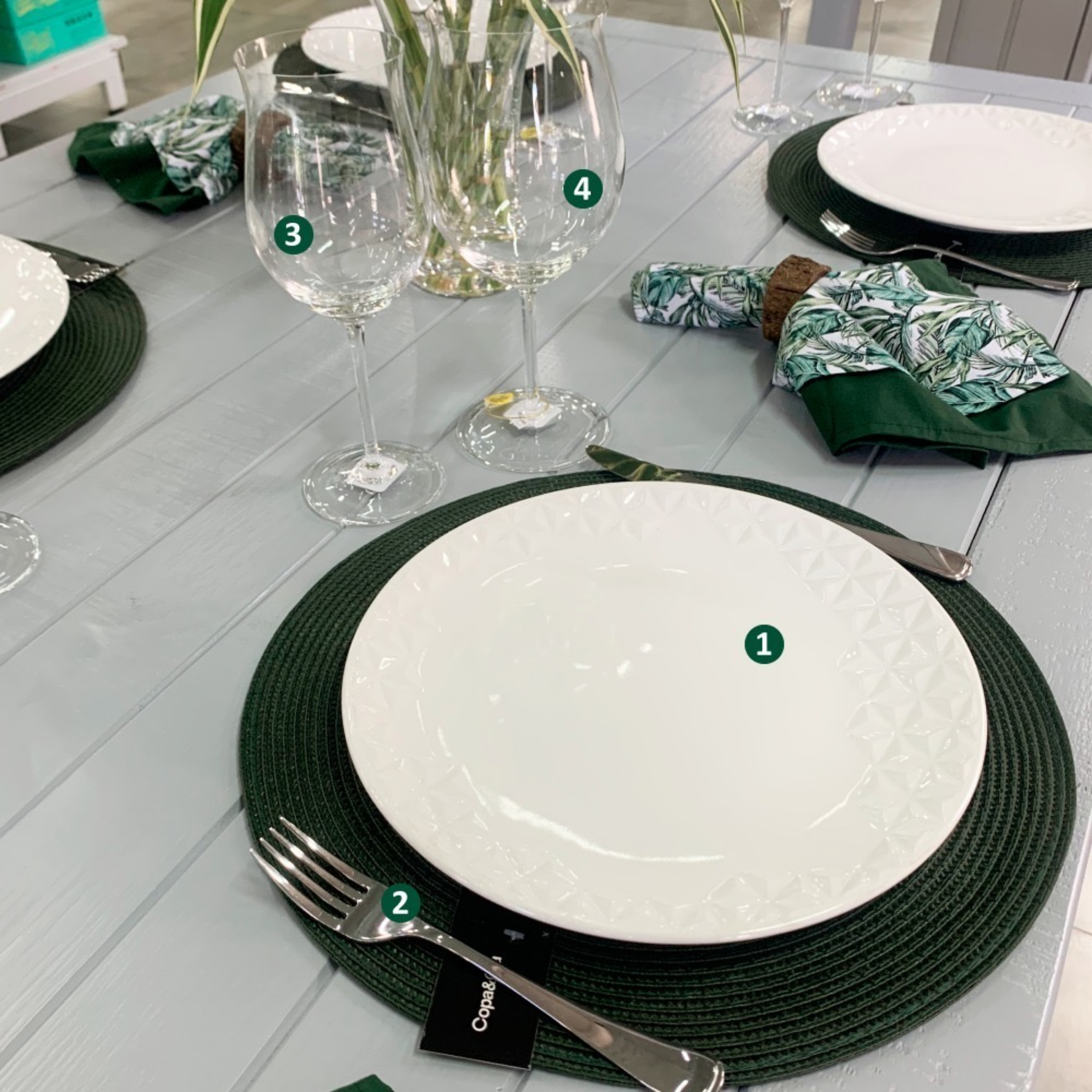 FINAL SALE - Mia Pearl 20 Pieces Dinnerware Set Service for 4