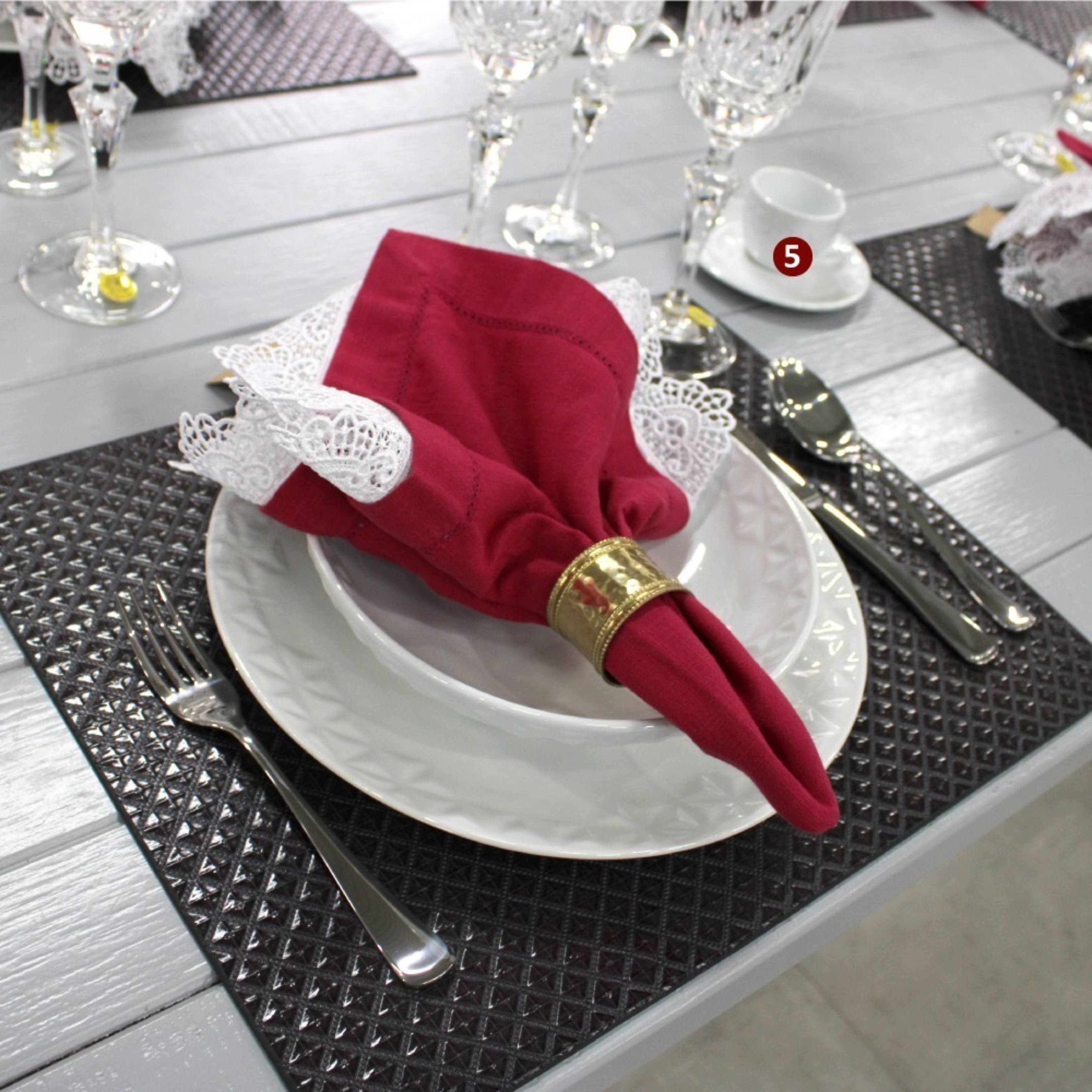 FINAL SALE - Mia Pearl 20 Pieces Dinnerware Set Service for 4