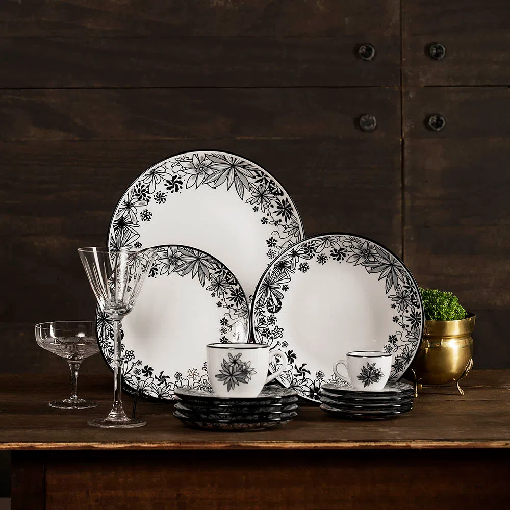 FINAL SALE - Coup Black Forest 20 Pieces Dinnerware Set Service for 4