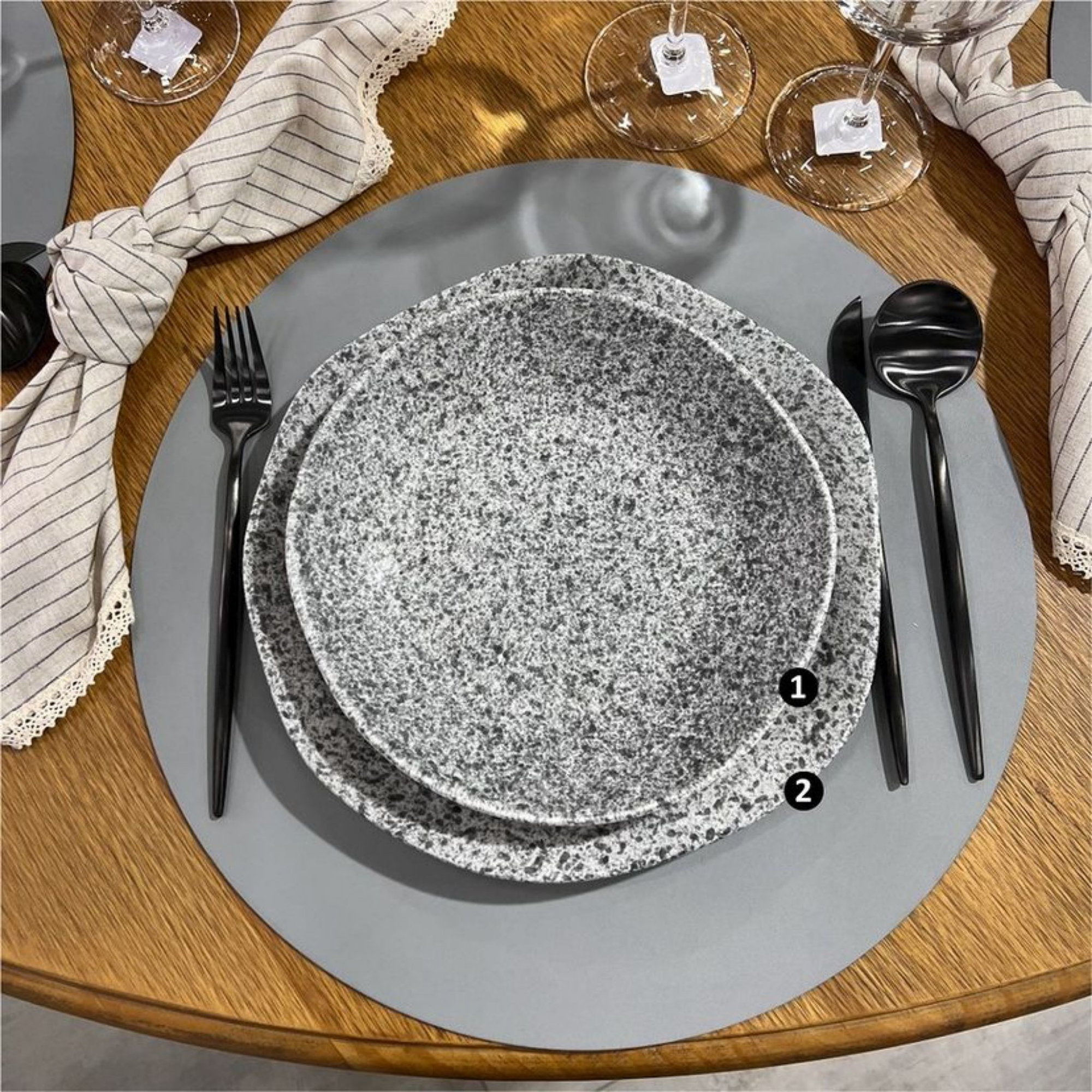 Ryo Granite 20 Pieces Dinnerware Set Service for 4 - Satin Effect