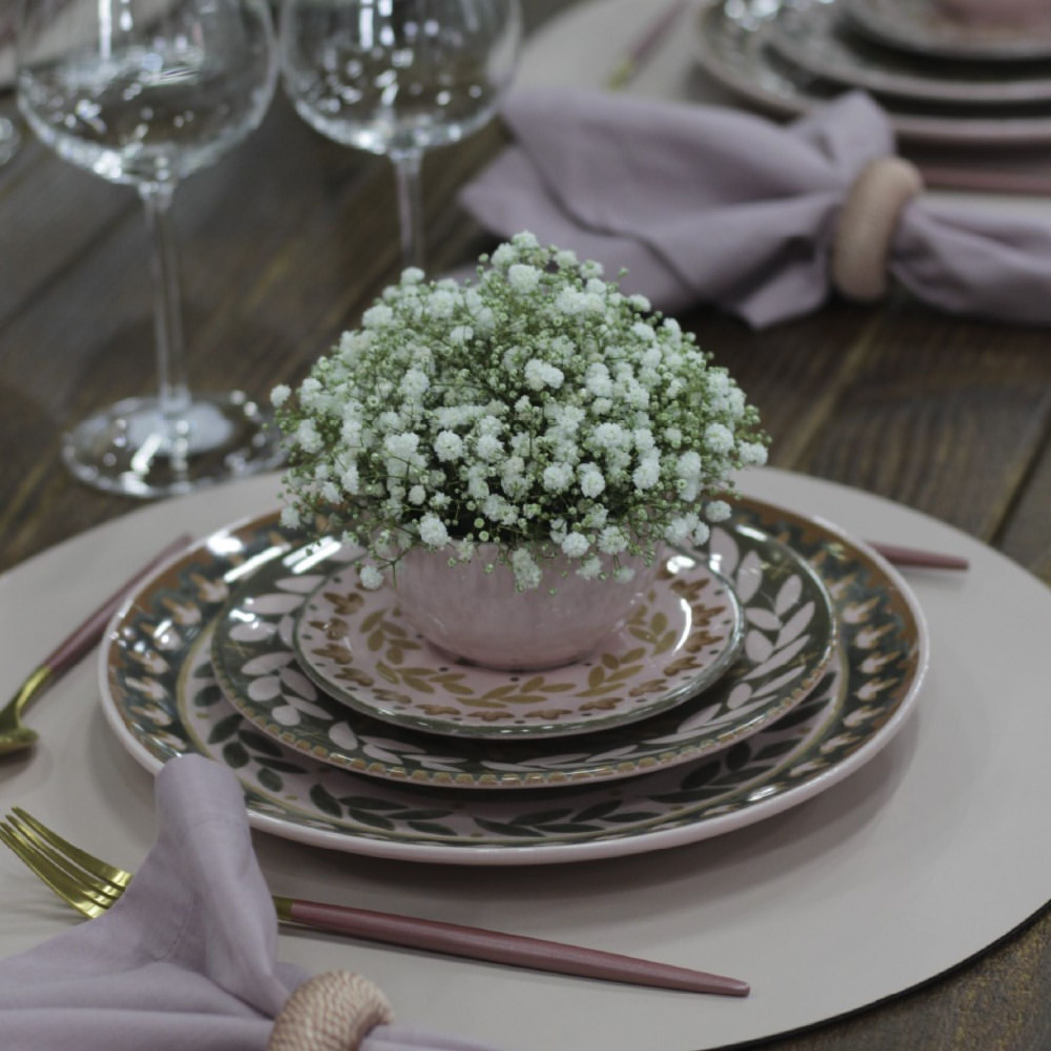 FINAL SALE - Unni Alba 20 Pieces Dinnerware Set Service for 4