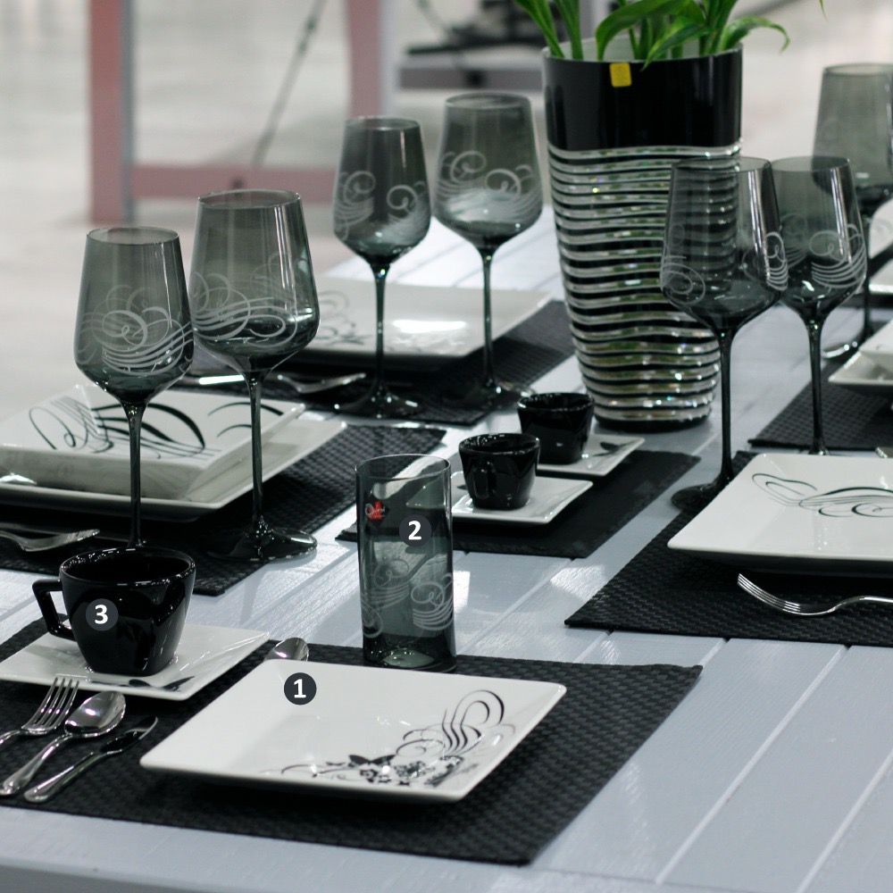 FINAL SALE - Quartier Butterfly Tattoo 20 Pieces Dinnerware Set Service for 4